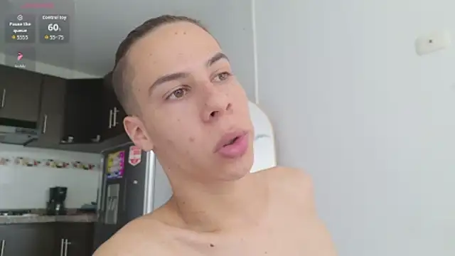 grey___27 élő XXX-chatje