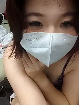 Chat XXX Live miniiceyya