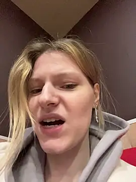 MaryHiggins Live XXX-Chat