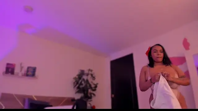 YariRose's Live XXX Chat