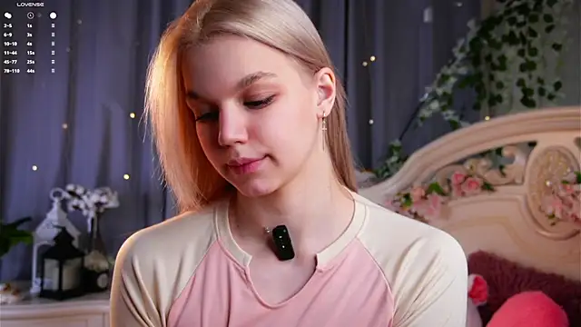 EdlinAlliston Chat XXX in diretta