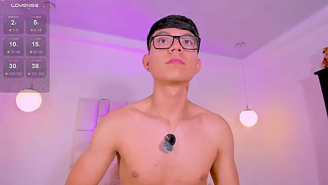 CodyTwink Chat XXX live