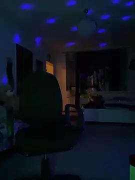 Mohdollmen 网络视讯表演