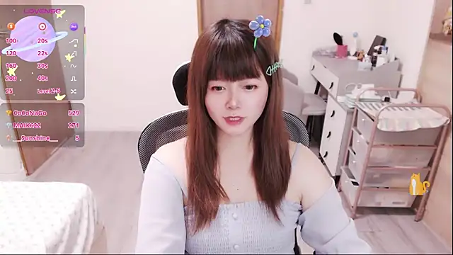 a0513: онлайн-секс-чат