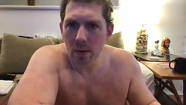 9VOLTT: онлайн-секс-чат