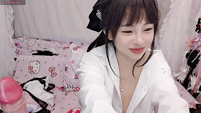 9aunatiis Chat XXX live