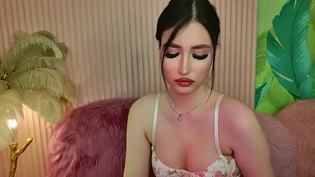 EmmaLawrens Chat XXX live