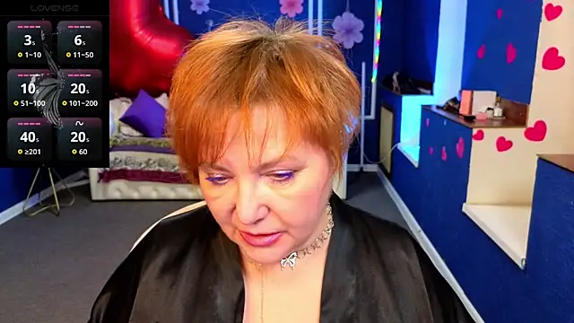 Kira_Kenett Chat XXX live