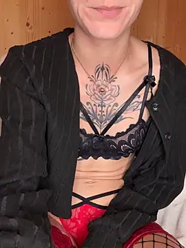 YourLittle_dream_'s Live XXX Chat