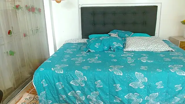 Chat +18 de samanthachop ao vivo