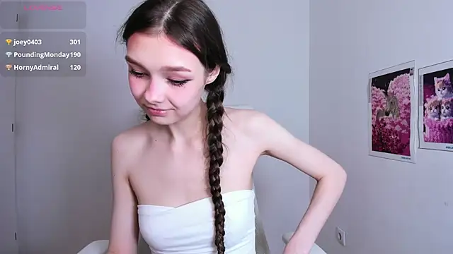 Michelle_Melnss: διαδικτυακό σόου στην κάμερα