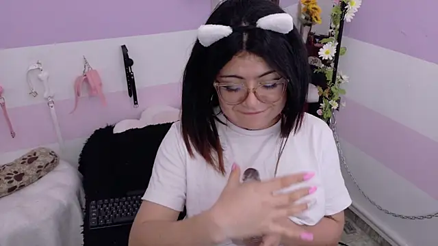 دردشة Catwhite_ الجنسية المباشرة