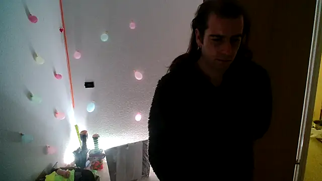 hei_69 Adlı Modelin Canlı XXX Sohbeti