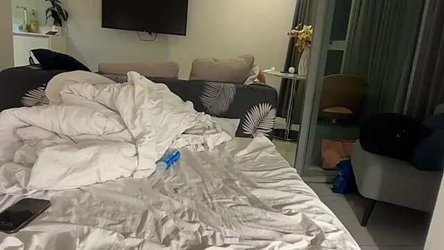 Golden_Aline Webcam-Show