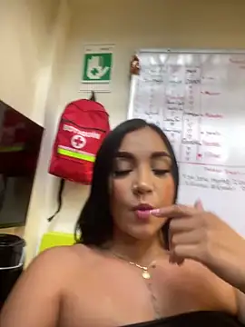 Farah_Stone's Live XXX Chat