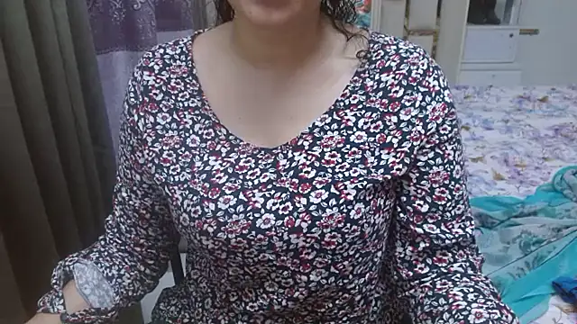 Lovelywife786 Live XXX-Chat