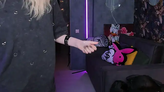 Blckmirrorr 即時 XXX 聊天