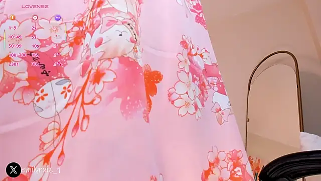 emilyruiz1 Live XXX-chat