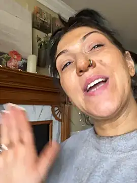 LittleMissEeve's Live XXX Chat