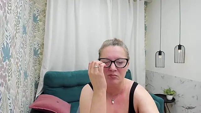 Chat XXX Live LeaPure