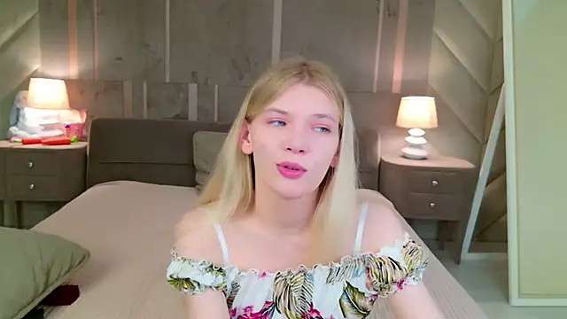 Vivien_Hans Chat XXX in diretta