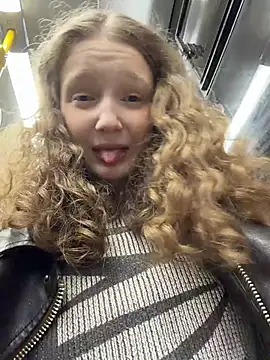 outside_rosy Obrolan Langsung XXX