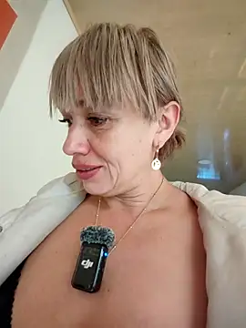 MARILYNRICHTER's Live XXX Chat