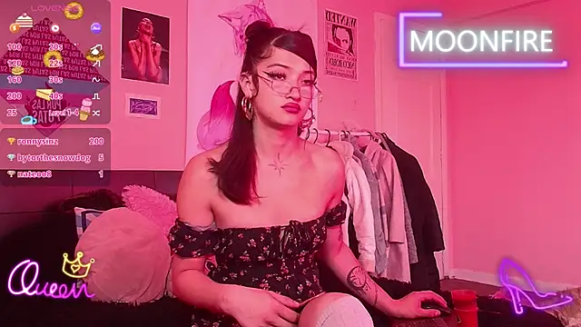 Czat XXX na żywo – moonfiredancer