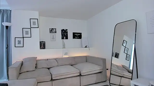 RACHEL_EV's Webcam Show