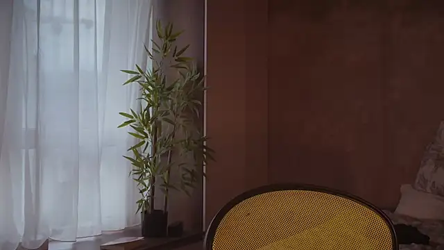 _Allie_ লাইভ XXX চ্যাট