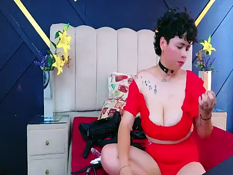 NikiEvanz 即時 XXX 聊天