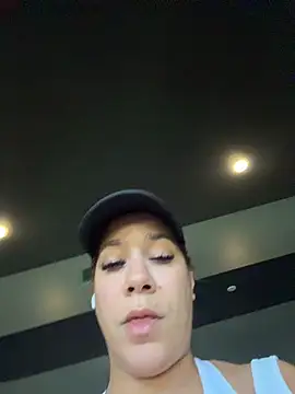 Онлайн чат XXX Bigbuttbrooklynn