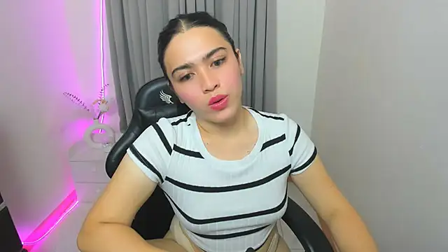 BubbbleButtDemiのウェブカメラショー