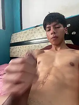 Nando-111 Show in webcam