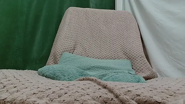 Chat +18 de Luckyalice_4u ao vivo