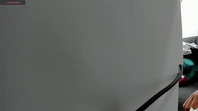 Show modela thiago_bigcock_1 na web-kameri