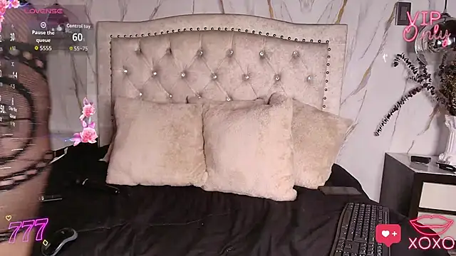 MarthinaBaker's Live XXX Chat