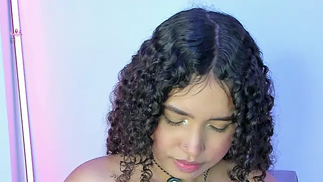 EloiseSweetxx Chat XXX in diretta