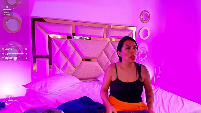 Czat XXX na żywo – Emma_Sanz__