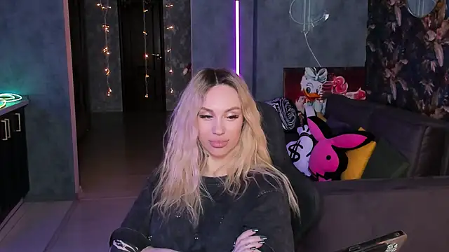 Blckmirrorr Live XXX-chat