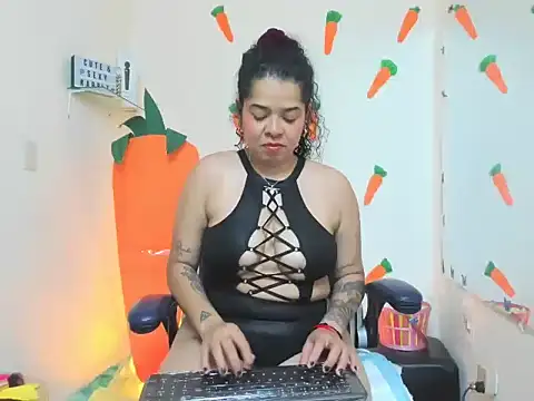 alexa-cooper- 现场XXX聊天