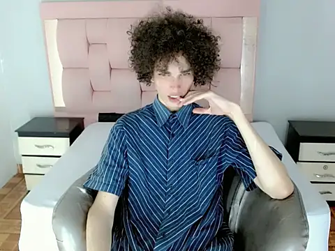 Chat XXX ao vivo de sora_jun