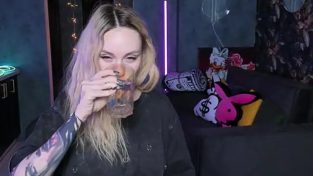 Chat +18 de Blckmirrorr ao vivo