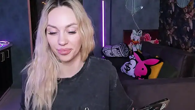 Онлайн чат XXX Blckmirrorr