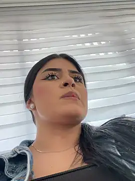 Czat XXX na żywo – Kariina__69