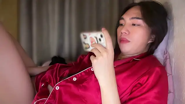 kat_mire Adlı Modelin Canlı XXX Sohbeti