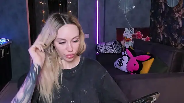 Živý XXX chat Blckmirrorr