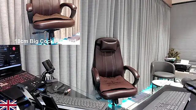 OnlineBossUK 라이브 XXX 채팅