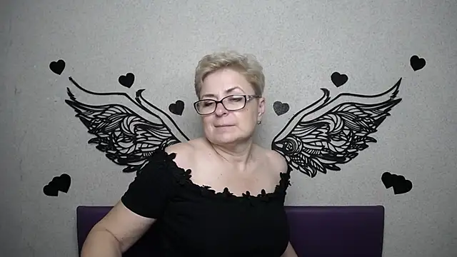 EmiliaGree élő XXX-chatje