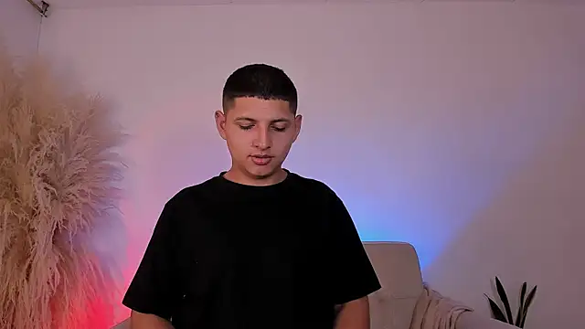 A_lejandro_08 라이브 XXX 채팅